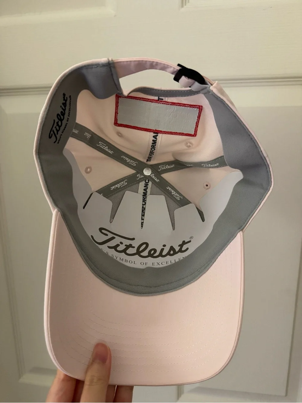 Titleist Women's Tour Performance Golf Hat - Pale Pink